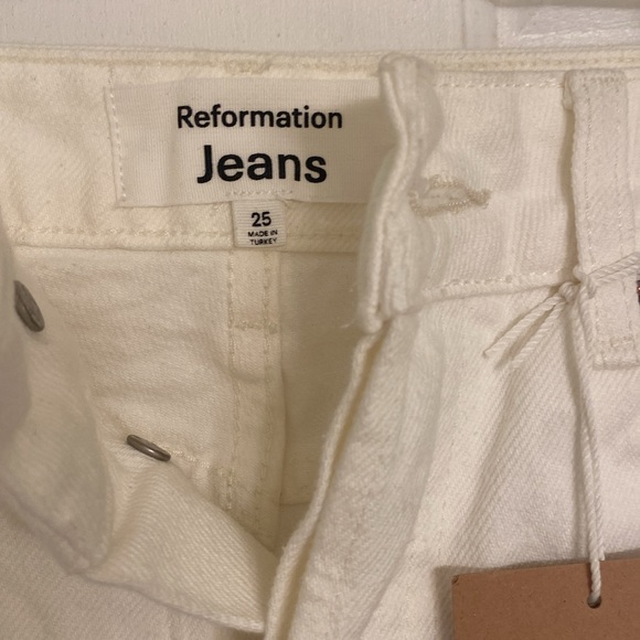 Revolve, Reformation White Jeans size 25 - Picture 2 of 7